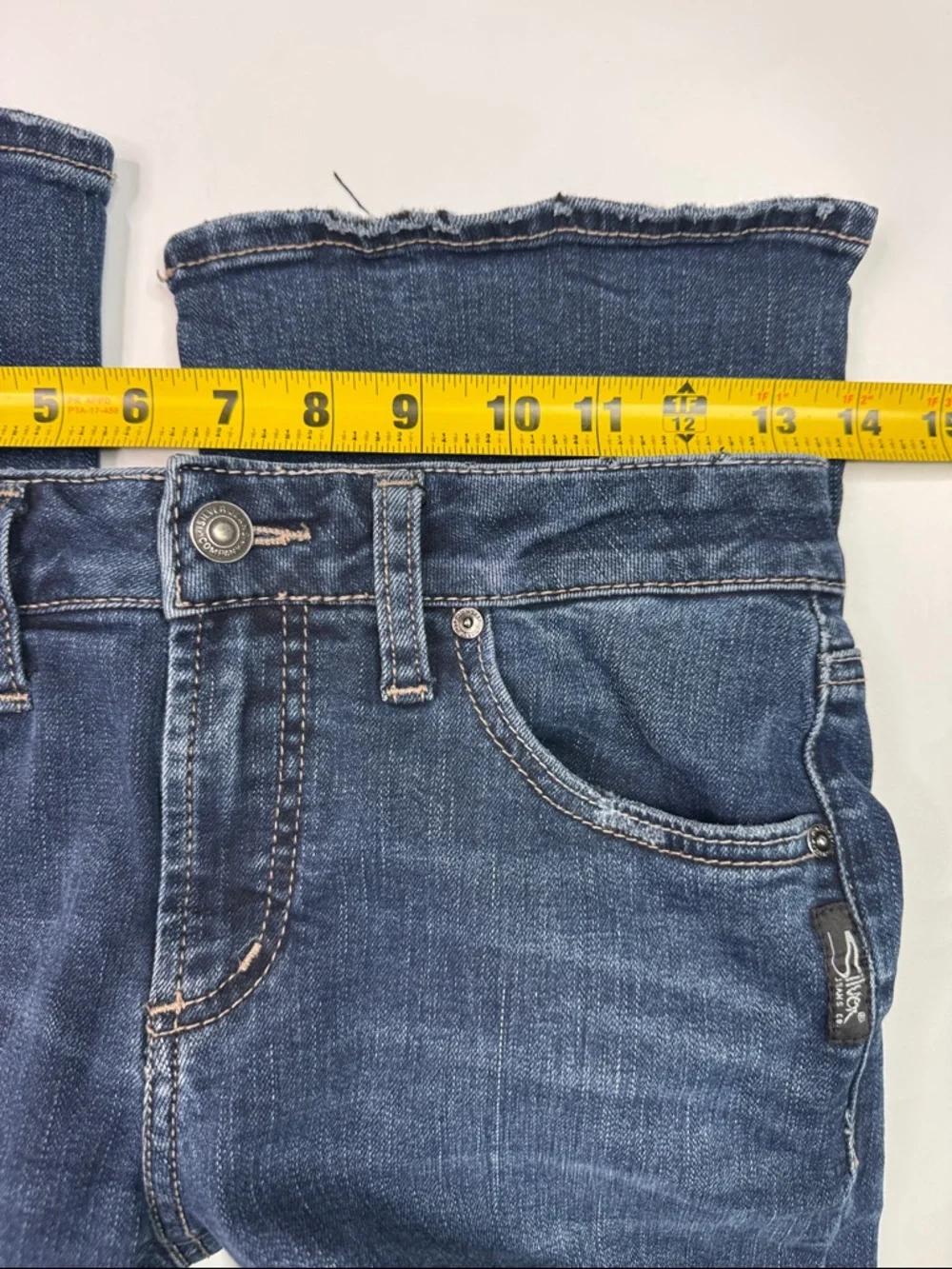 Silver Jeans Avery Slim Boot Jeans Size 27x31
